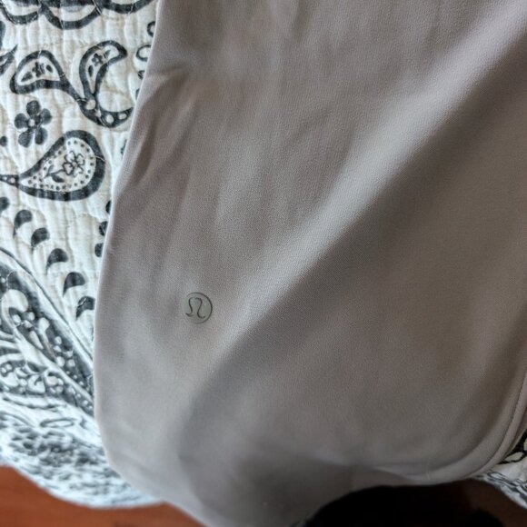 Lululemon dress pants - Picture 3 of 4